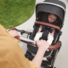 Load image into Gallery viewer, Silver Cross Wave 2022 Stroller
