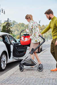 Cybex Platinum Cloud Q Sensor Safe Infant Car Seat