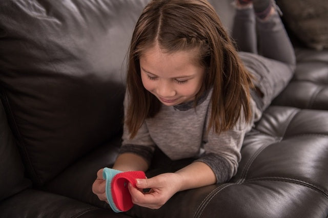 Innobaby Spike Fij-It Fidget Play Toy