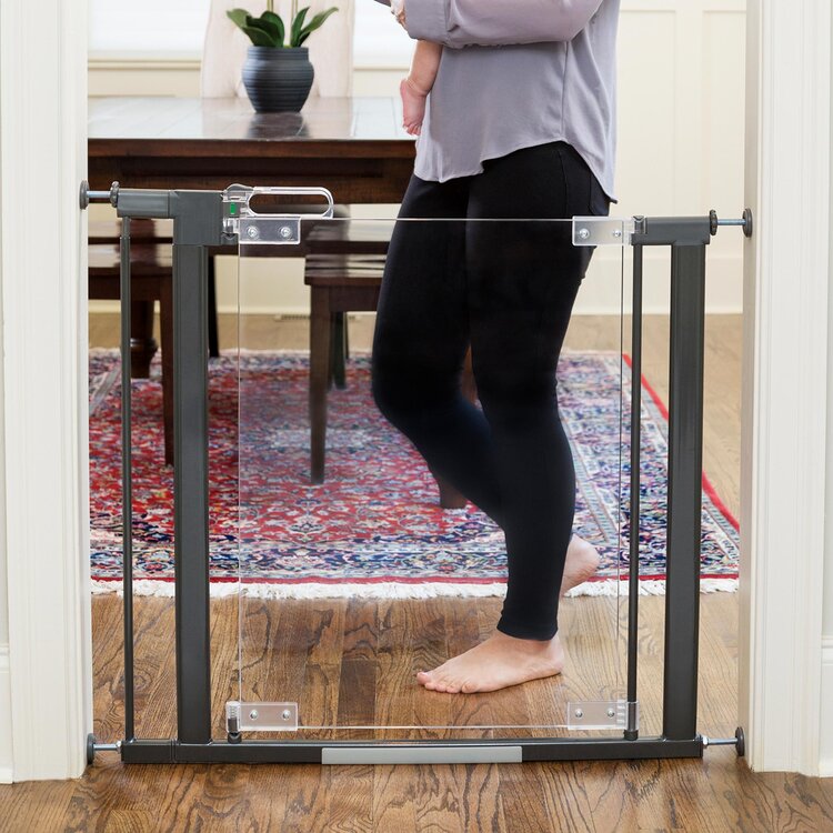 Qdos Crystal Designer Pressure Mount Baby Gate
