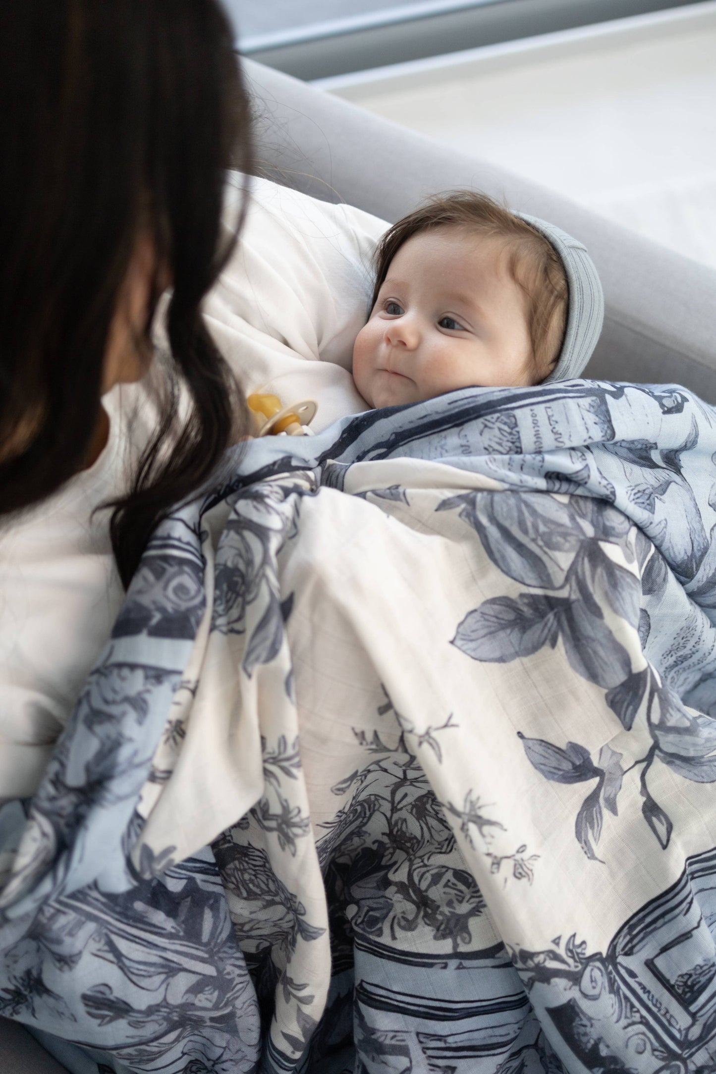 Little Threads The Garden Window Muslin Blanket