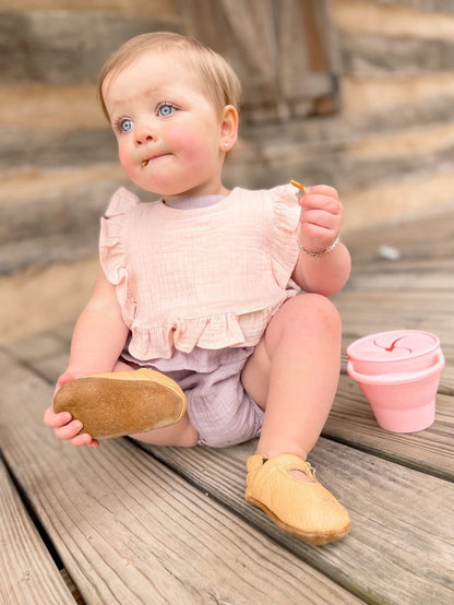 Ali+Oli Muslin Cotton Ruffle Baby Bib