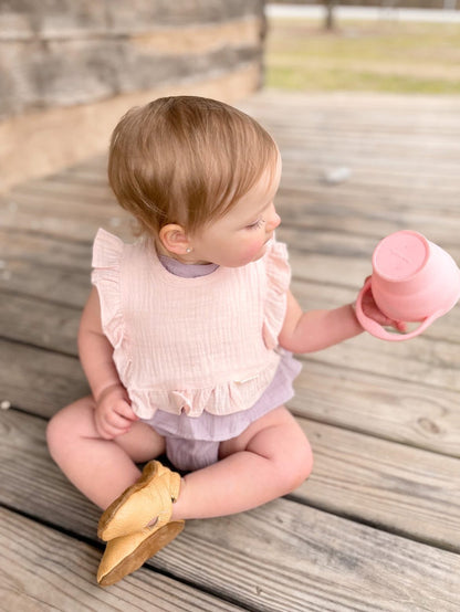 Ali+Oli Muslin Cotton Ruffle Baby Bib