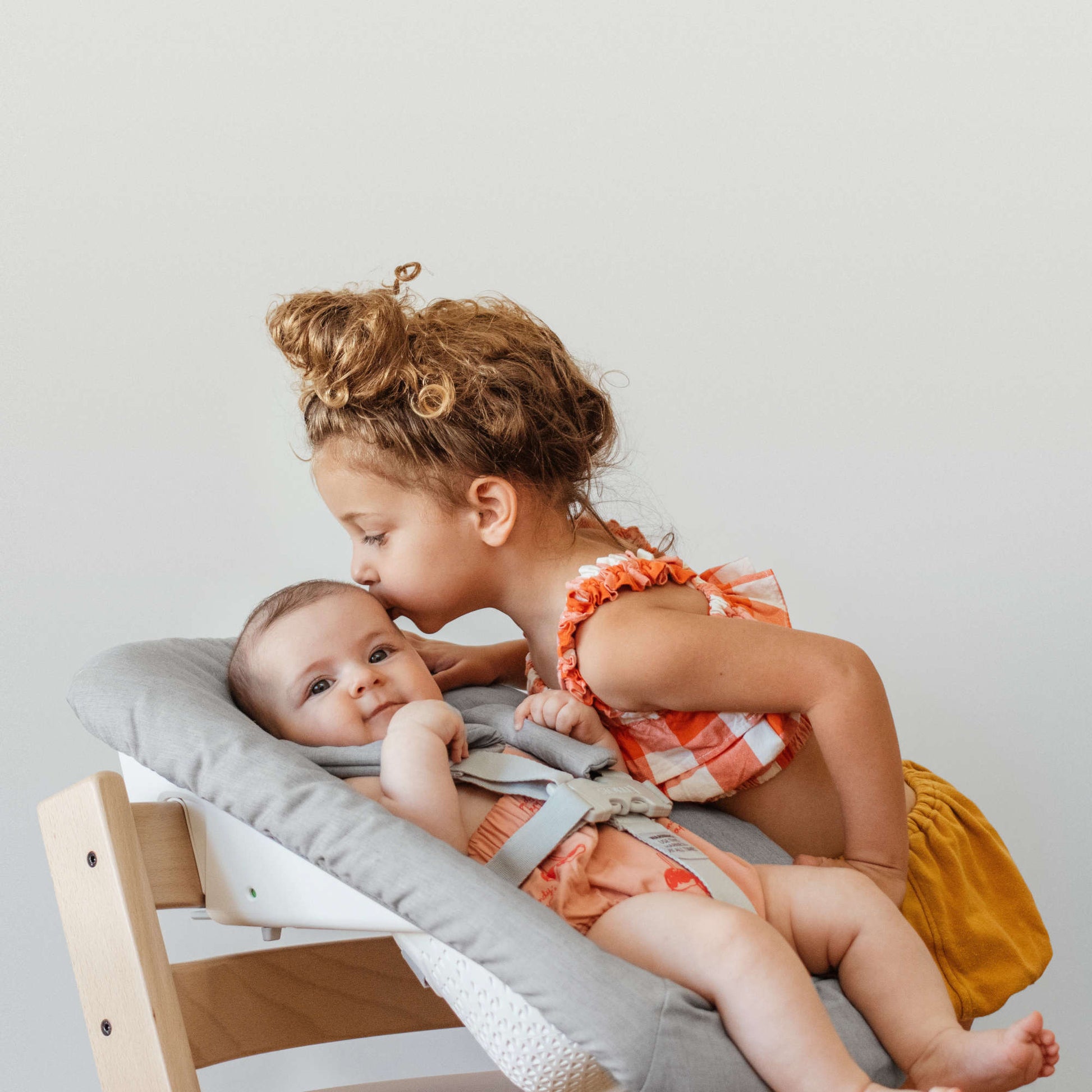 Stokke Tripp Trapp with Newborn Set – Swaddles Baby