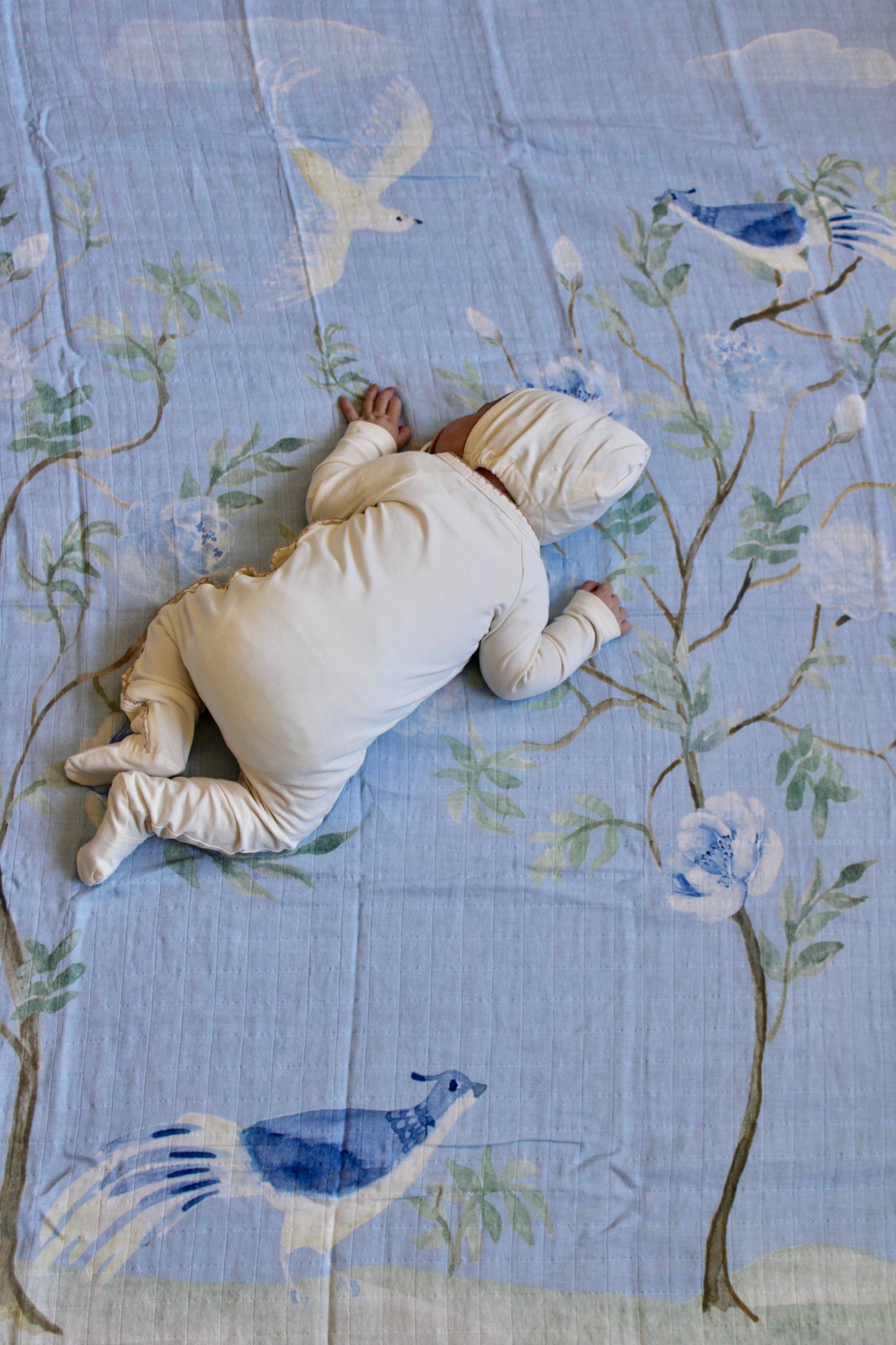Little Threads The Dove Muslin Blanket