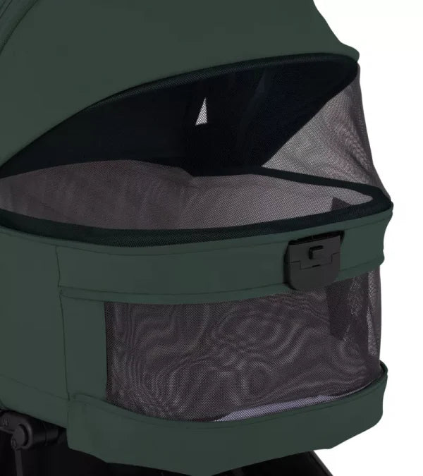 Silver Cross Nia Compact Folding Bassinet