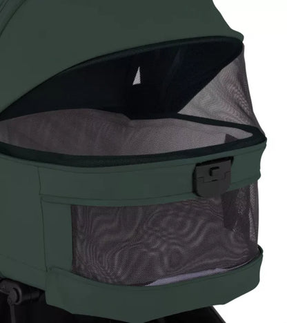 Silver Cross Nia Compact Folding Bassinet