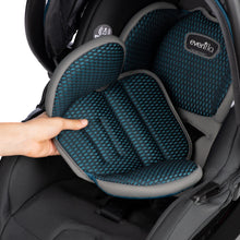 Load image into Gallery viewer, Evenflo LiteMax DLX Infant Car Seat

