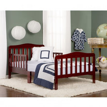 Load image into Gallery viewer, Dream On Me Classic Design Toddler Bed - Mega Babies

