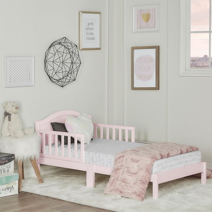 Dream On Me Sydney Toddler Bed - Mega Babies