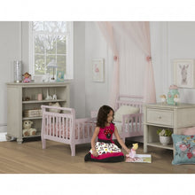 Load image into Gallery viewer, Dream On Me Emma 3 in 1 Convertible Toddler Bed
