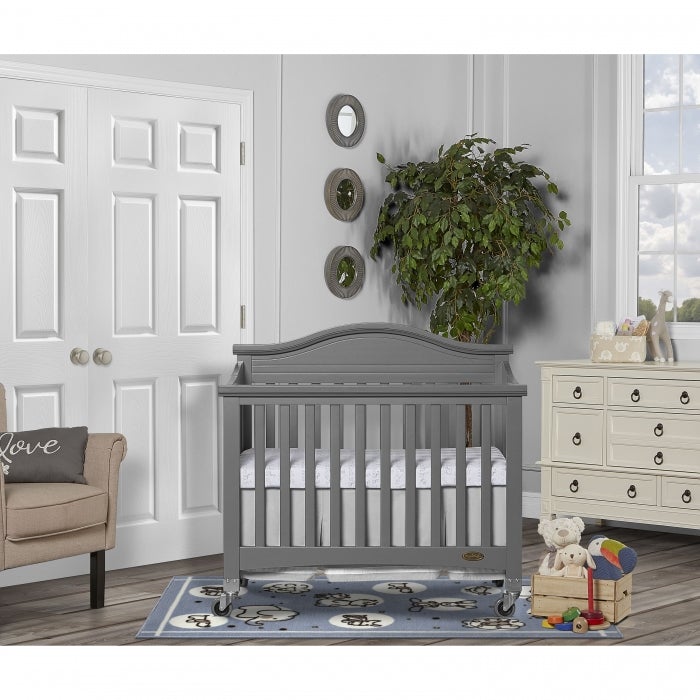 Dream On Me Venice Folding Portable Crib + Free 3" Mattress - Mega Babies