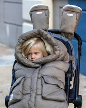 Load image into Gallery viewer, 7 AM Enfant WarMMuffs 2-in-1 Stroller Gloves

