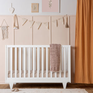 dadada Cambridge 3-in-1 Convertible Crib