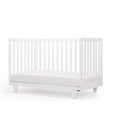 Load image into Gallery viewer, dadada Cambridge 3-in-1 Convertible Crib
