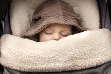 Load image into Gallery viewer, Maxi Cosi Universal Footmuff
