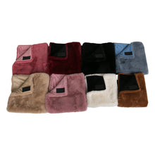 Load image into Gallery viewer, Cadeau Fluffy Blanket Large Size
