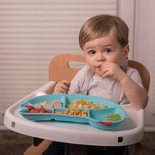 Load image into Gallery viewer, Innobaby Din Din SMART Silicone Suction Divided Plate - Chicken
