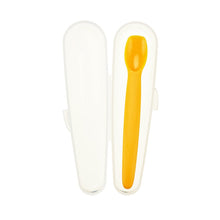 Load image into Gallery viewer, Innobaby Din Din SMART Silicone Baby Spoon With Carrying Case Gum Friendly - BPA-Free - Mega Babies
