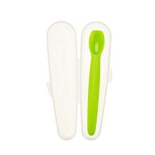 Load image into Gallery viewer, Innobaby Din Din SMART Silicone Baby Spoon With Carrying Case Gum Friendly - BPA-Free - Mega Babies
