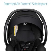 Load image into Gallery viewer, Maxi Cosi Gia XP 3-Wheel Travel System
