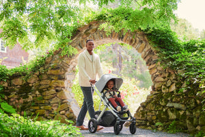 Featuring puncture-proof wheels, Mega babies' Vista V2 stroller will see you through bumpy rides effortlessly.