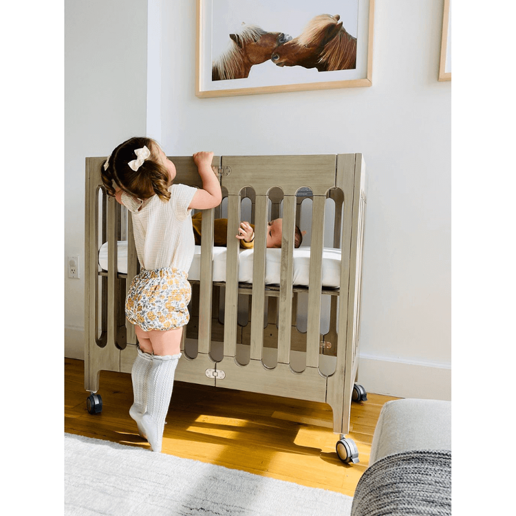 Bloom Baby Alma Mini Crib