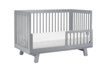 Load image into Gallery viewer, Babyletto Hudson 3-in-1 convertible crib with toddler bed conversion kit
