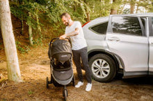 Load image into Gallery viewer, Maxi Cosi Gia XP 3-Wheel Travel System
