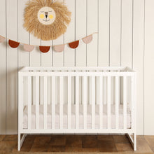 Load image into Gallery viewer, dadada Austin 3-in-1 Convertible Crib
