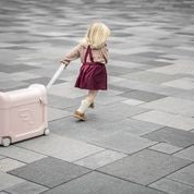 Load image into Gallery viewer, Jetkids by Stokke Travel Bundle BedBox™ + Crew BackPack™
