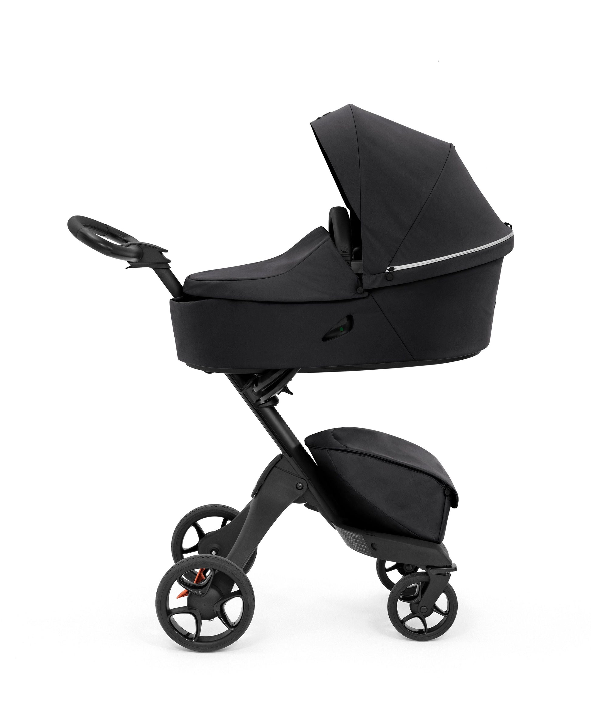 stokke xplory carry cot snap Stokke Xplory X Carry Cot – Swaddles Baby
